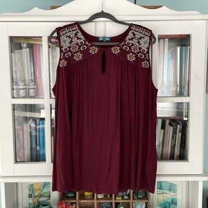 Burgundy tank with pretty details